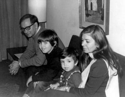 El autor en familia